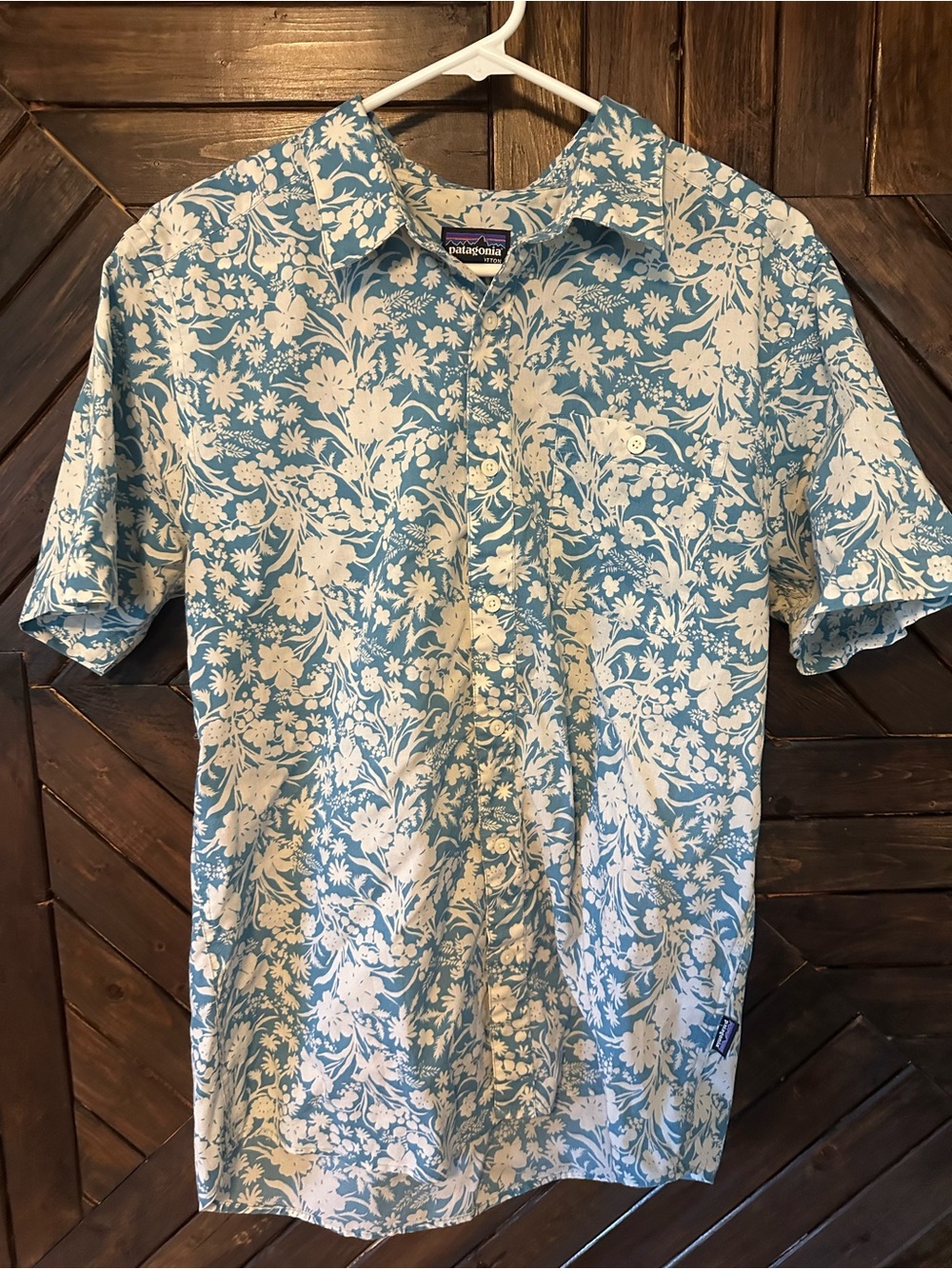 Patagonia Light Blue and White Floral Short Sleeve Button-Up Shirt
